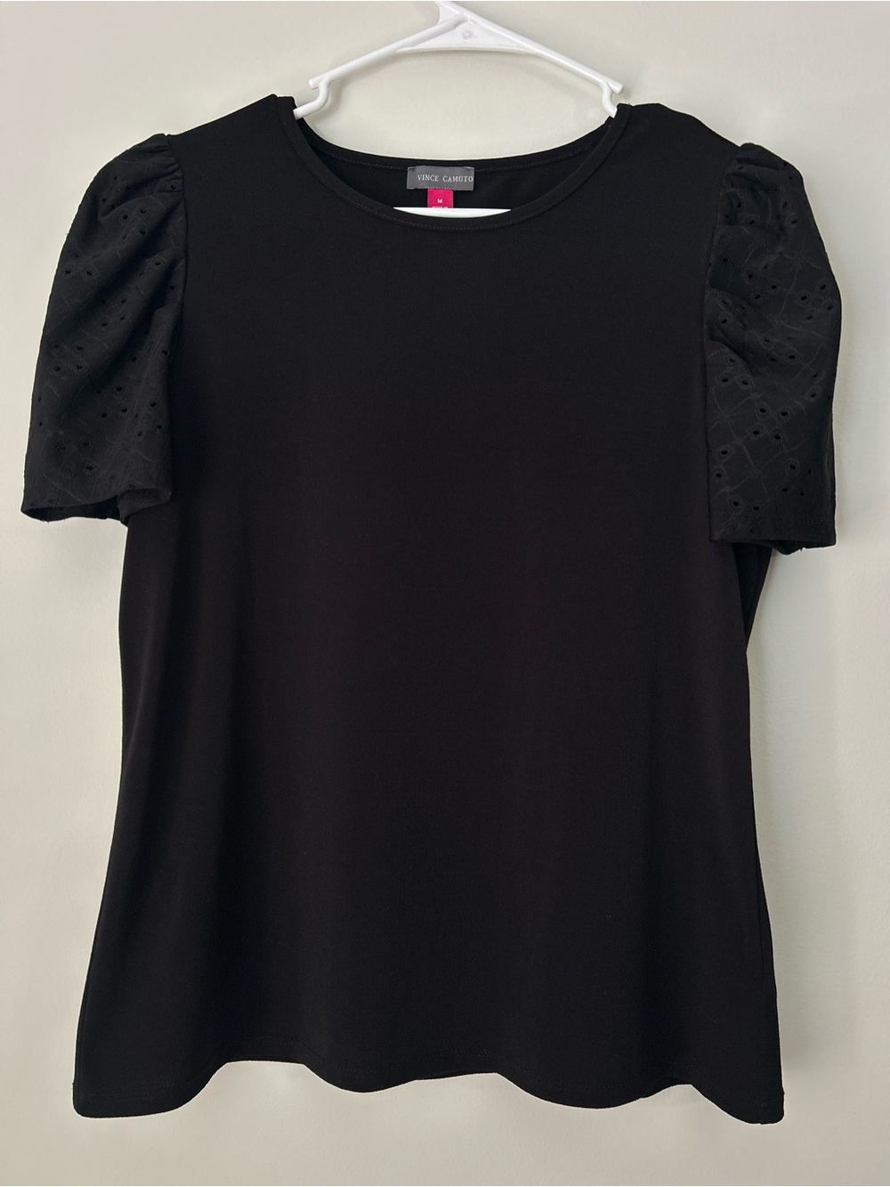 Vince Camuto Womens Black Blouse Eyelet Embroidery Puff Sleeve Knit Top Medium